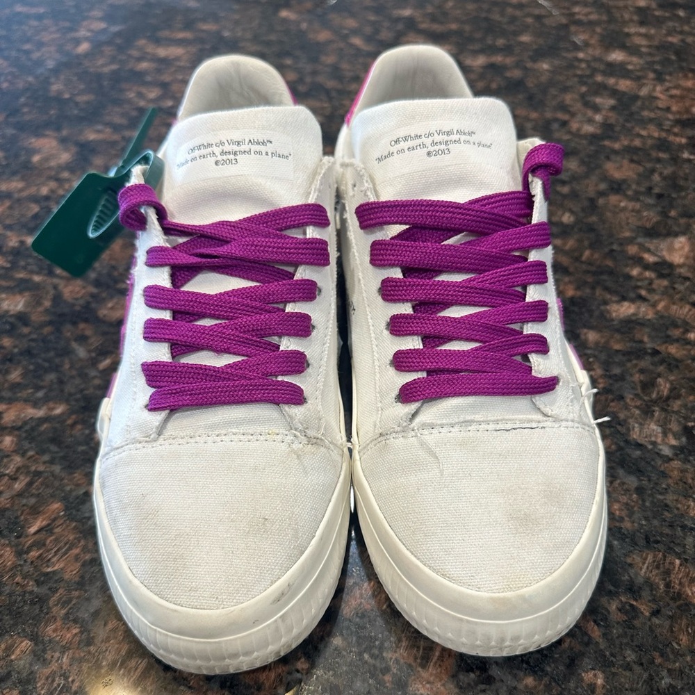 Off White Sneakers